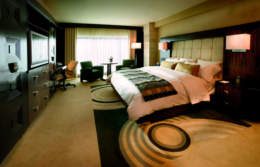 Motorcity Casino Hotel Detroit Room photo